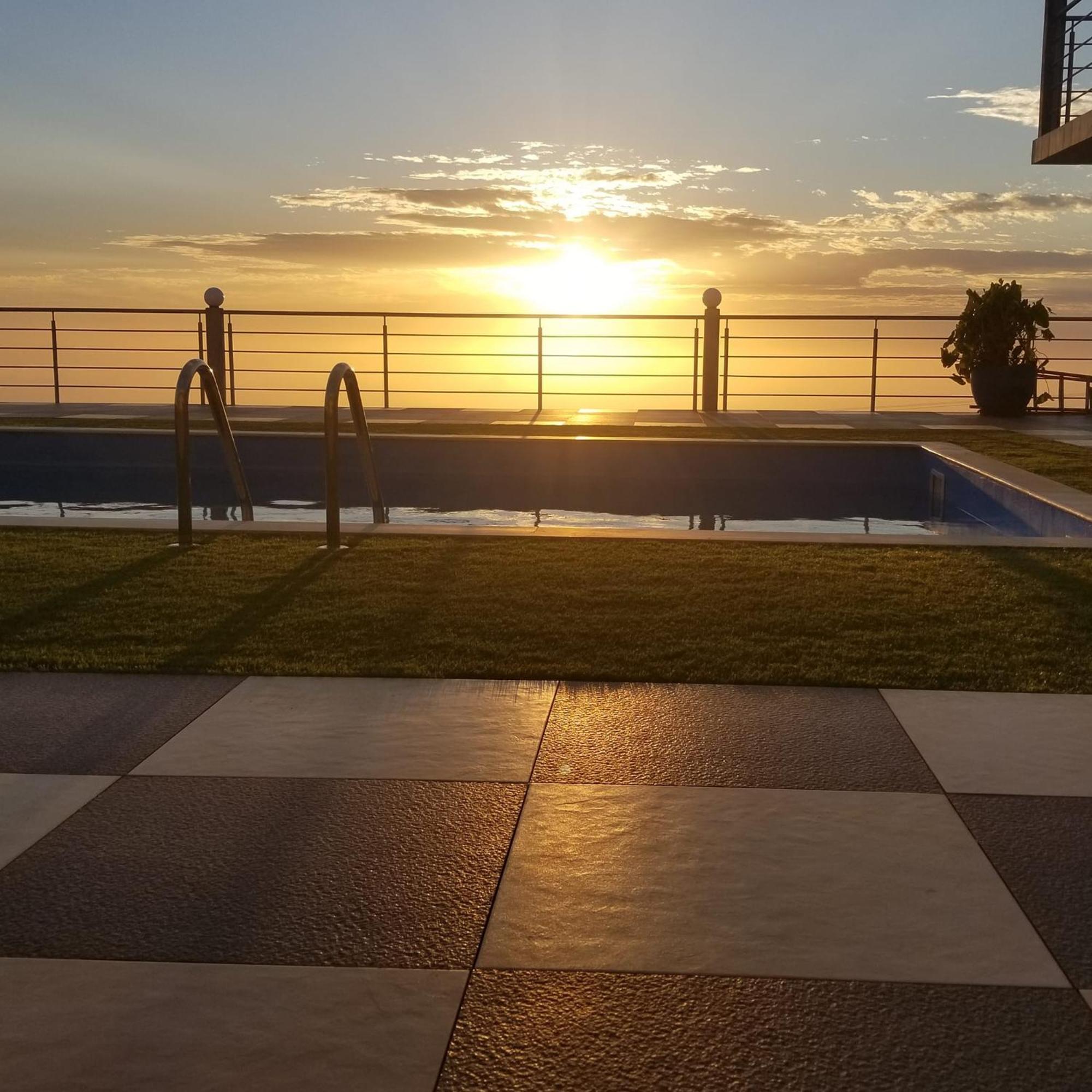 Edificio Cosec Hotel Cova Figueira Exteriör bild
